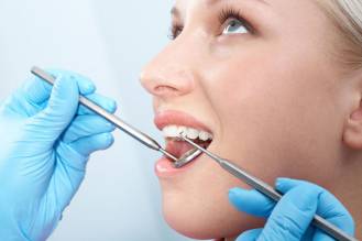 عيادة الأندلس لطب الفم و الأسنـان