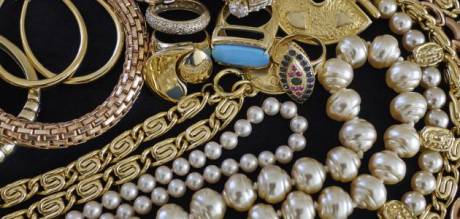 شركة جولدن جيت للمعادن الثمينة والمجوهرات