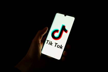 أول رد من TikTok بعد إقرار النواب الأميركي مشروع قانون من شأنه حظر التطبيق