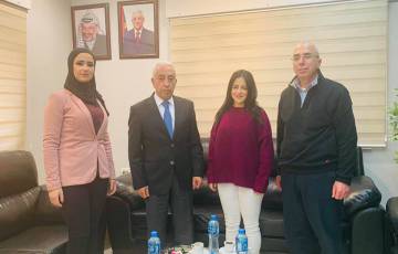 خليل رزق رئيس اتحاد الغرف التجارية الفلسطينية يستقبل وفد من مكتب الرباعية الدولية