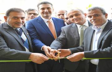 شركة "جوال" تفتتح معرضها الجديد في محافظة قلقيلية