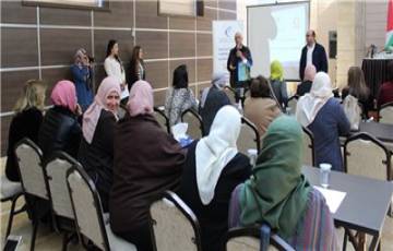 غرفة تجارة وصناعة محافظة بيت لحم تعقد ورشة عمل خاصة بمشروع " أبادر" 