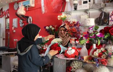 التعاون تنتهي من دعم مشروع لتدريب 120 من النساء مهنياً وتشغيلهن في قطاع غزة