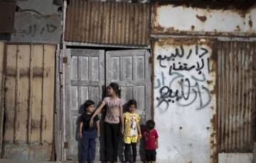 "كورونا" تضاعف معدلات الفقر والبطالة في غزة