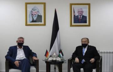 وزير الاقتصاد الوطني والسفير الالماني يبحثان سبل تحسين الاقتصاد الفلسطيني