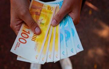 الاتحاد الأوروبي: جھود تبذل لتحویل دفعة مالیة لصرف مخصصات الشؤون الشھر المقبل