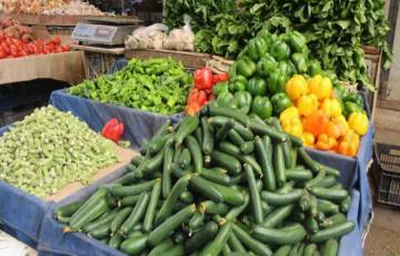 أسعار الخضروات والفواكه في أسواق قطاع غزة اليوم الاثنين 
