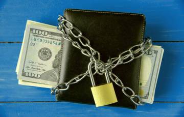 4 ملاذات آمنة لكي تحافظ على أموالك من خطر التضخم وفقدان القيمة