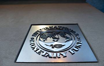 صندوق النقد: الاقتصاد العالمي يُظهِر بوادر تعافٍ لكن المخاطر لا تزال كبيرة