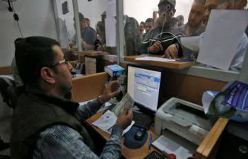 غزة: موعد صرف مخصصات ذوي الشهداء والجرحى والأسرى والأسرى المحررين الذين قُطعت رواتبهم  