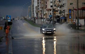 أمطار وعواصف الاثنين: أحوال طقس فلسطين خلال الأيام القادمة