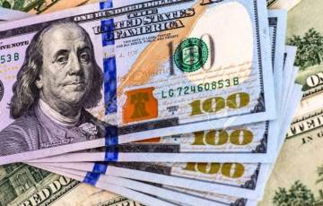 محلل اقتصادي: الدولار الأميركي سيعود بقوة مقابل العملات الأخرى