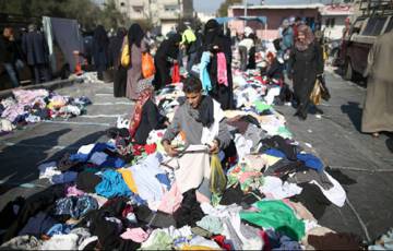 غزة: محال بيع "البالة" تغزو الأحياء الراقية وتستقطب زبائن المتاجر التقليدية