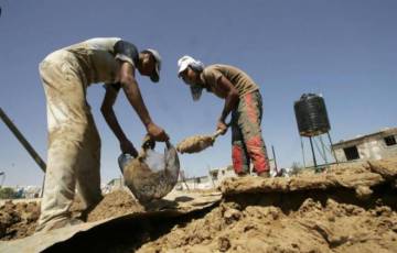 تقرير: 90% من المنشآت العاملة في غزة تفتقد لعوامل السلامة المهنية