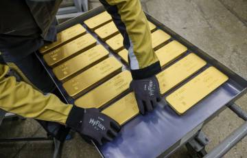 الذهب يحقق ثالث مكسب أسبوعي رغم ارتفاع عوائد السندات الأمريكية