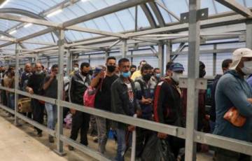 الكشف عن عدد العمال والتجار الفلسطينيين الذين دخلوا لإسرائيل عبر (إيرز) اليوم   
