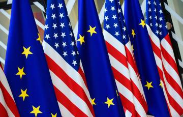 جهود أمريكية - أوروبية لزيادة تصنيع الرقائق الإلكترونية وتأمين العناصر النادرة