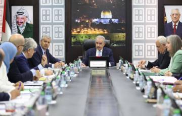 مجلس الوزراء يرفع توصية للرئيس عباس بعدم تجديد حالة الطوارئ.. طالع أبرز القرارات