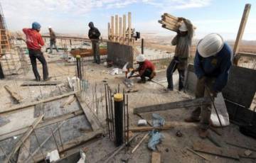 نقابات العمال تحمل الاحتلال مسؤولية تصاعد وفيات عمال غزة بمواقع العمل