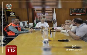 رئيس بلدية غزة د. يحيى السراج، يعقد اجتماعاً مع رئيس لجنة الطوارئ عضو المجلس البلدي