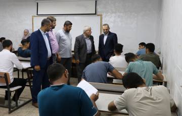 الغصين يتفقد سير الامتحانات النهائية بمركز تدريب مهني الإمام الشافعي