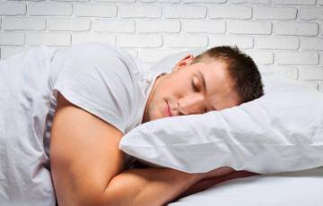هكذا يمكنك الحصول على نوم كاف طوال موجة الحر!