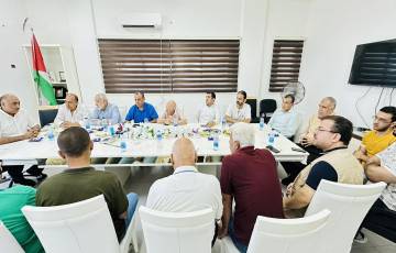 الاتحاد العام للصناعات الفلسطينية واتحاد الصناعات الخشبية يعقدان اجتماعًا مع المصدرين للأثاث