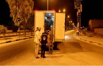 وزارة الاقتصاد: طواقم حماية المستهلك تنظم حملة تفتيش على سيارات نقل البضائع