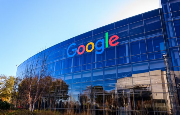 غوغل تناقش استخدام أدوات الذكاء الاصطناعي مع مؤسسات إخبارية