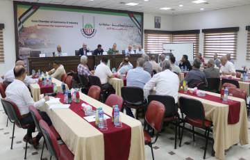الغرف التجارية بغزة تستقبل رئيس الهيئة العامة للشؤون المدنية بغزة 