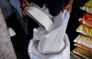 "اقتصاد غزة": ارتفاع أسعار السكر سببه منع التصدير من مصر