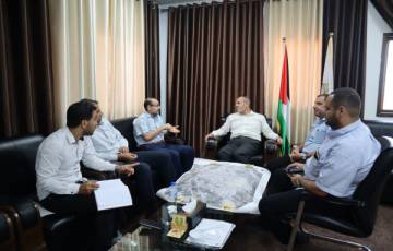 غزة: رئيس سلطة الأراضي يناقش عملية تسوية العشوائيات شمال القطاع   