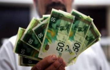 غزة: المالية تعلن موعد صرف رواتب الموظفين العموميين والمتقاعدين  