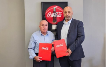 شركة المشروبات الوطنية كوكاكولا/ كابي ترعى فريق آنسات سرية رام الله الأولى