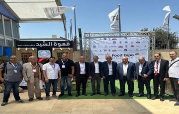 جمعية رجال الأعمال الفلسطينيين بغزة تشارك في معرض الغذاء 2023 في الخليل