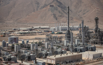 سلطنة عمان.. 14 اتفاقية لتصدير الغاز المسال في 8 أشهر