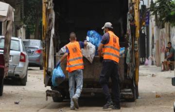بلدية غزة تُصدر تنويهًا للمواطنين بشأن اخراج النفايات المنزلية